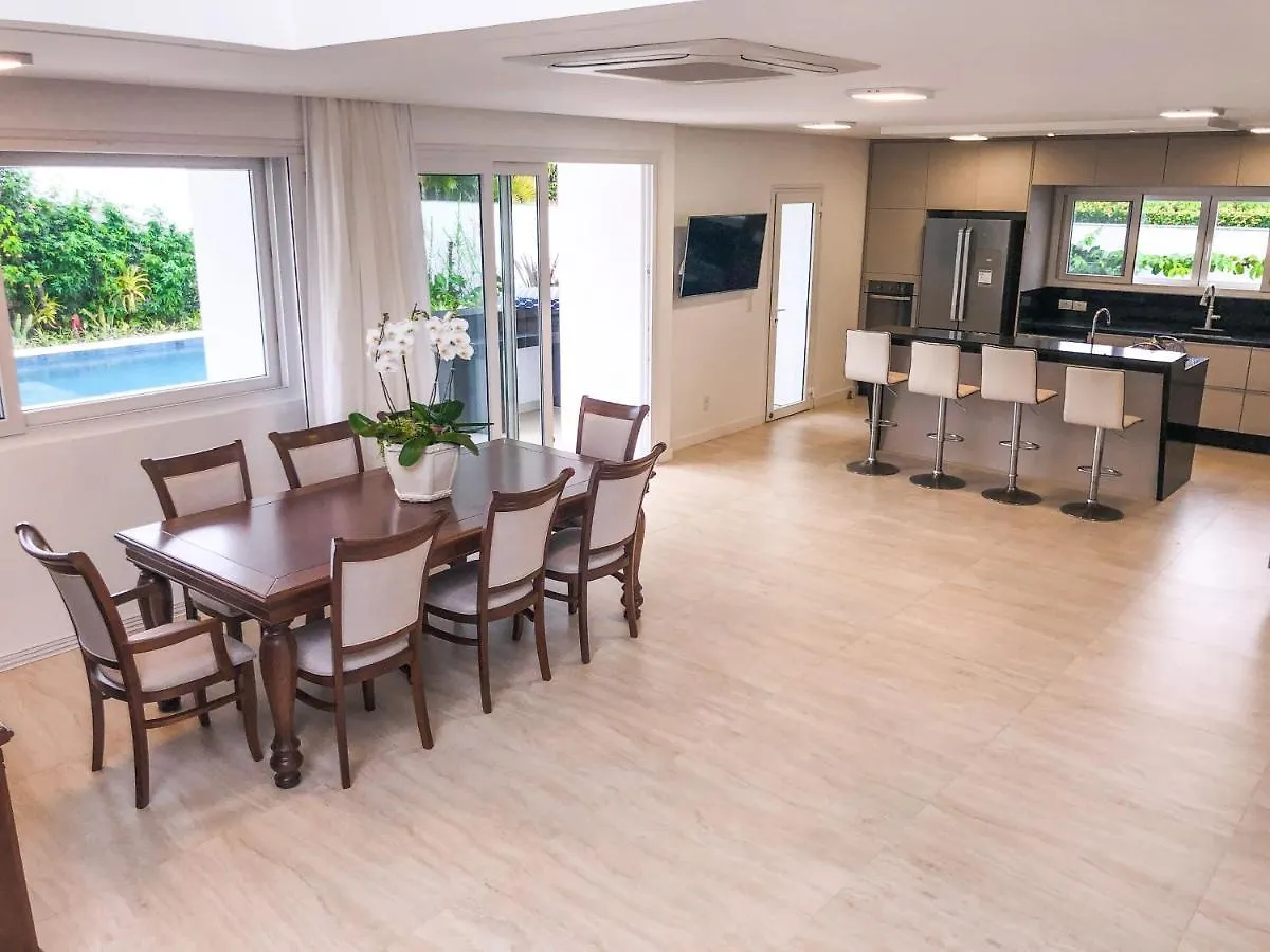 Casa Com 4 Suites Em Jurere Internacional Florianópolis 度假居